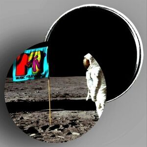MTV Magnet Moon Man 80's Music Television